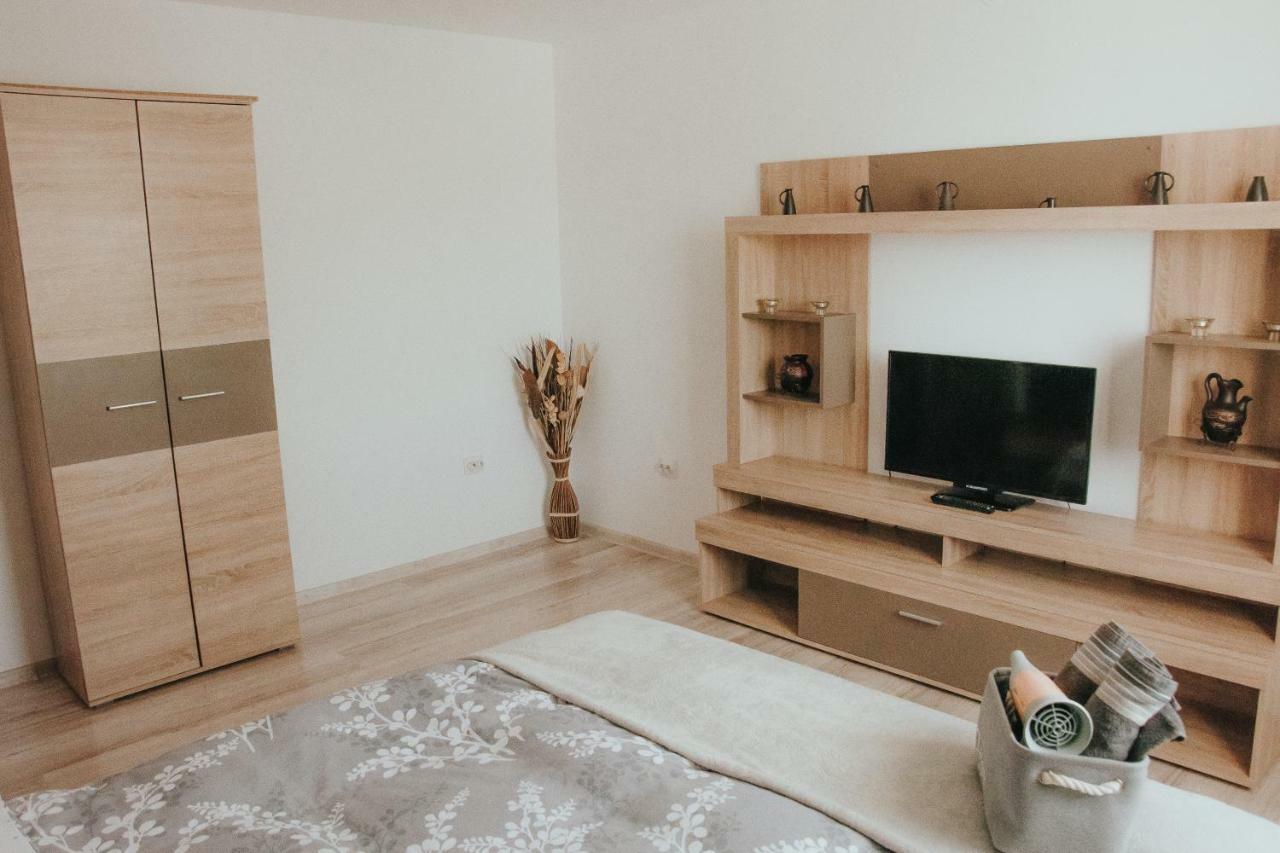 알바루리아 Apartament 1 Decembrie 아파트 외부 사진